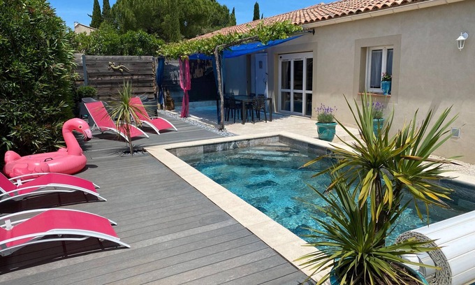 Tavel Villa | Villa Alba: Sunlit Comfort in Lirac