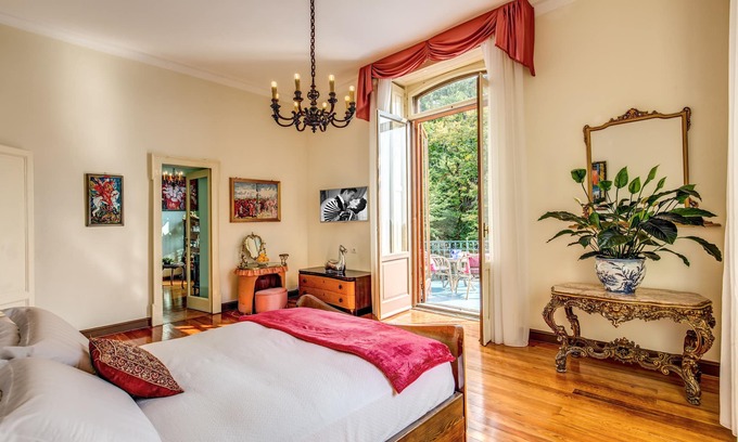 Viggiu Villa | Villa Alceo, luxury Villa for long stays with park and swimming pool