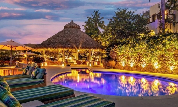 Playa Guitarron House | Villa Alejandra: Majestic house with private beach