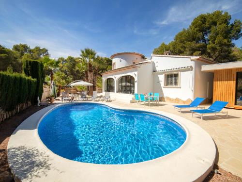 Urbanitzacio la Fustera Villa | Villa Angela by Interhome