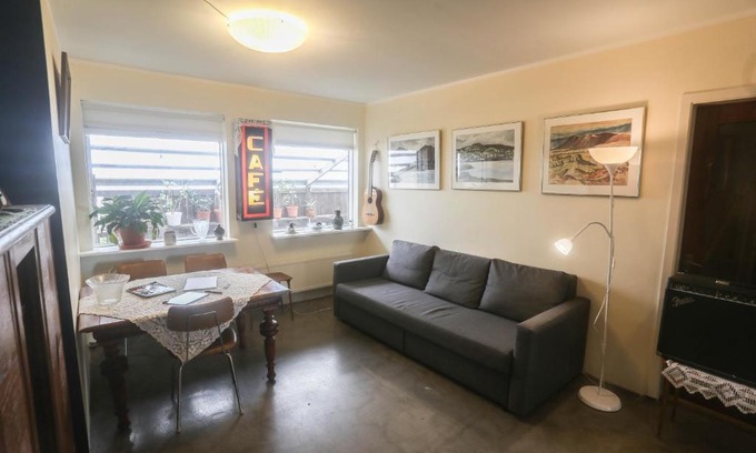 Hafnarfjordur Apartment | Villa apartment Hafnarfjordur - Ideal for Aurora