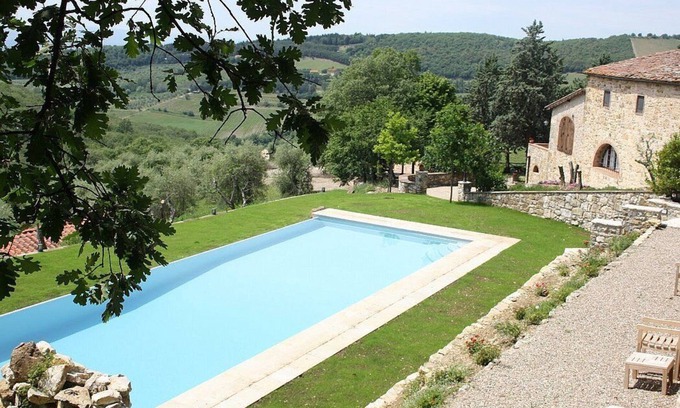 Castellina in Chianti House | Villa Arnica A: A characteristic and welcoming ancient tuscan country house surrounded by vineyards and olive groves, with Free WI-FI.