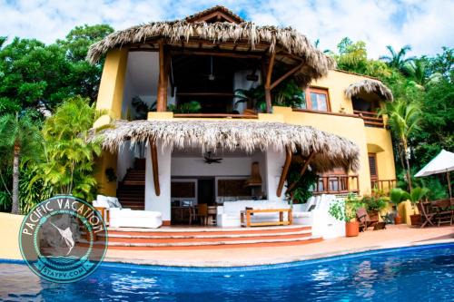Zihuatanejo Villa | Villa Bahia at StayPV