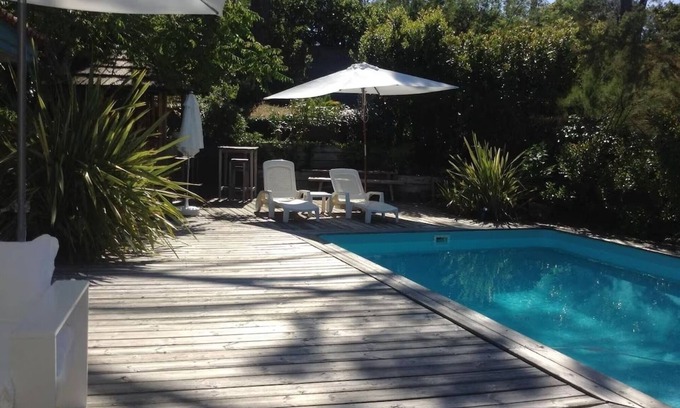 Piraillan Villa | Villa 'Bambou' with Private Pool, Private Terrace and Wi-Fi