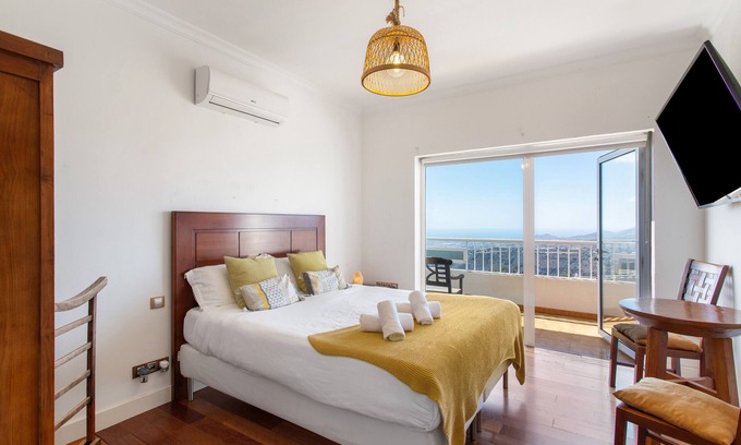 Santa Brigida Apartment | 'Villa bandama golf Galdar-06' with sea views, Wi-Fi and air conditioning