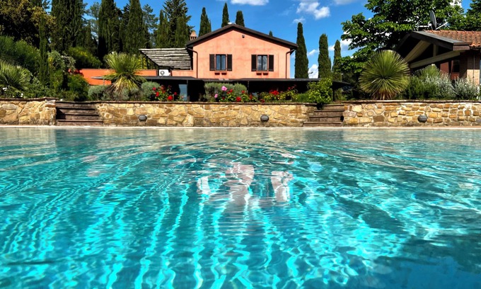 San Gimignano Villa | Villa Barbarella with pool and tennis court