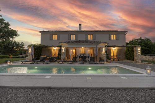Labin Villa | Villa Batelica with large garden, kids playground and private pool