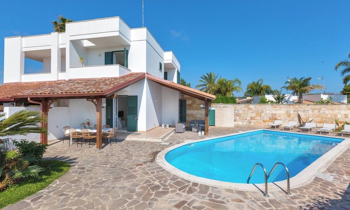 Torre dell'Orso Villa | Villa Beach by BarbarHouse