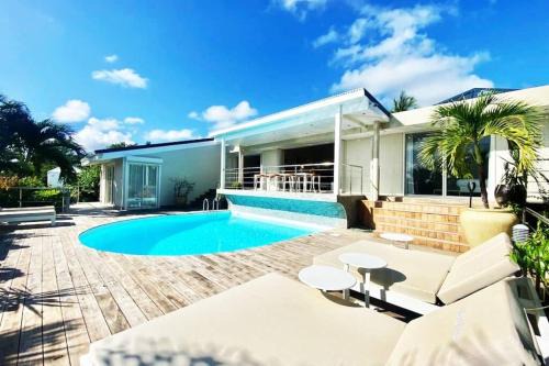 Orient Bay Villa | Villa Bel'Vue tout a pied, a 350 m de la plage