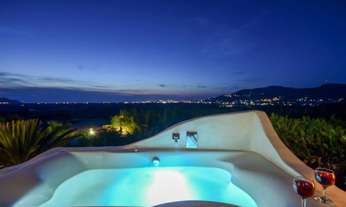 Glinado House | Villa Bella Vista 65M2 1Bedrm 1Bathrm Sea view from outdoor Tzacuzzi
