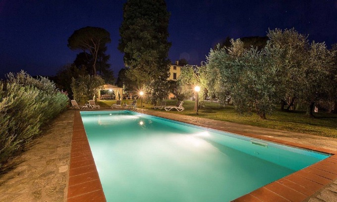 Vicopelago Villa | VILLA BELVEDERE FIORELLA-1600'S VILLA WITH PRIVATE POOL, WIFI AND PARKING
