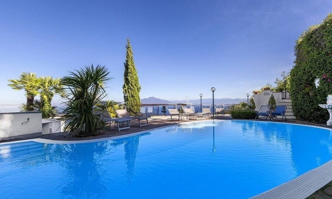 Priora Villa | Villa Bianca - Five Bedroom Villa, Sleeps 12