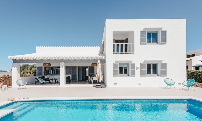 Binibeca Villa | Villa Bini Maria in Binibeca, sleeps 10, sea view