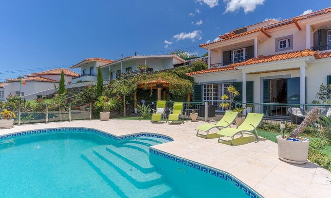 Gaula House | Villa Black Rock