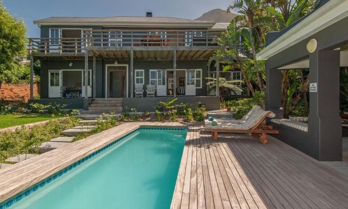 Voelklip Bed & Breakfast | Villa Blu Guesthouse
