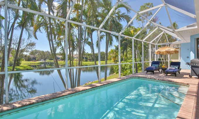 Heron's Watch House | Villa Blue Lagoon - Private Heated Pool & Less Than 10 Minutes to Anna Maria