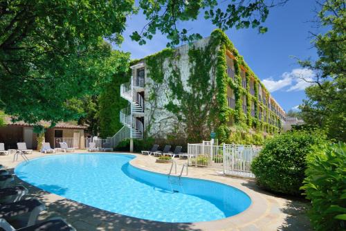 Greoux-les-Bains Hotel | Villa Borghese, The Originals Relais