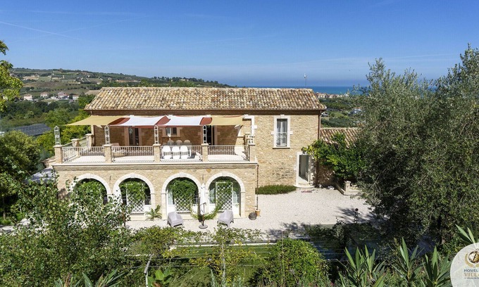 Cupra Marittima Villa | Villa Brezza Marina, private pool & sea view