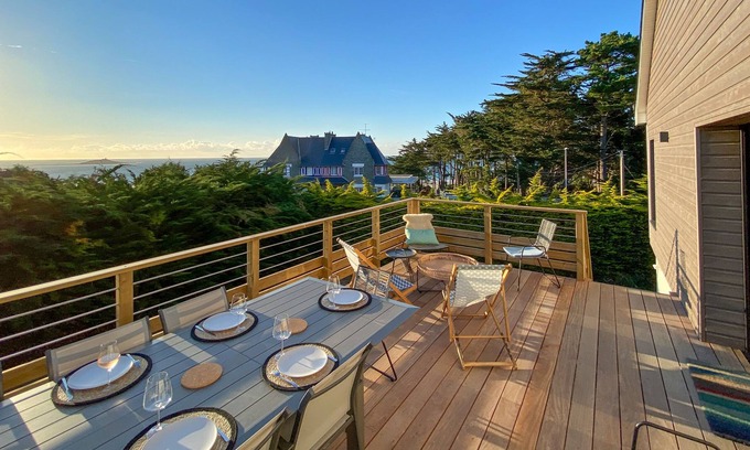 Sables-d'Or-les-Pins Villa | Villa-Cabane 6 pers. - Magnificent sea view - beach within walking distance