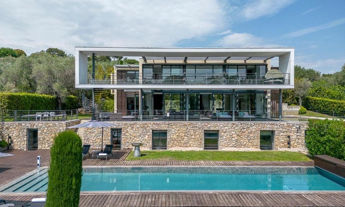 Mouans-Sartoux Villa | Villa Calypso