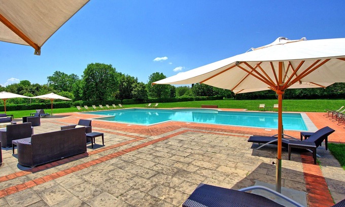 Cincelli Apartment | Villa Campoleone – Historical villa near Arezzo, Toscana