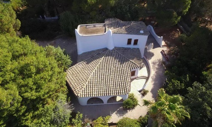 Campulongu Villa | Villa 'Campulongu' with Sea View, Private Terrace and Air Conditioning
