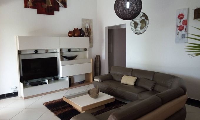 Saint-Louis Villa | Villa Cannelle & Spa (3 rooms)