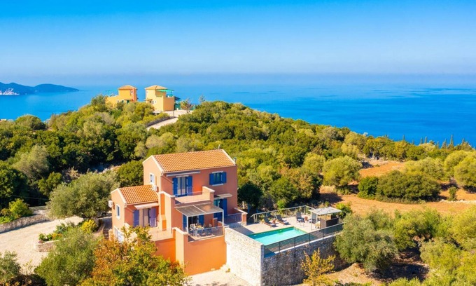 Mesovounia Villa | Villa Canova - Three Bedroom Villa, Sleeps 7