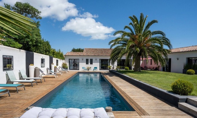 Sainte-Marie-de-Re Villa | Villa Capucine, Sainte Marie de Ré