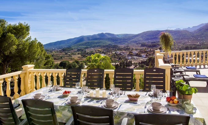 Alcalali House | Villa Cara Mull by Interhome