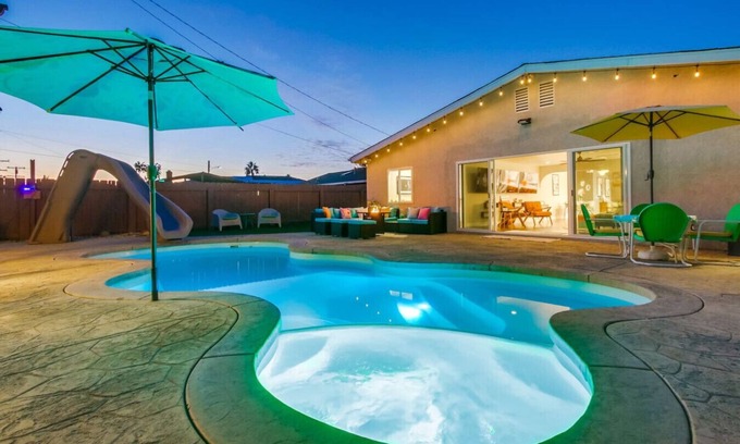 Serra Mesa House | Villa Caribeña - Luxurious Tropical Getaway!