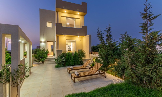 Kounelion Villa | Villa Carpe Diem | 2BR | 300m to Beach