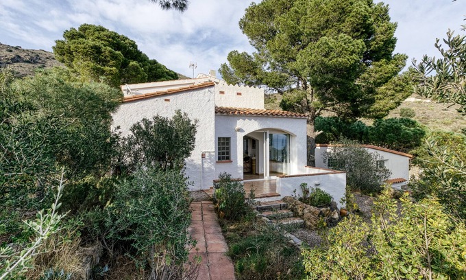 Colera Villa | Villa 'Casa Nostra - Tramuntana' Near the Beach with Sea Views and Spacious Garden