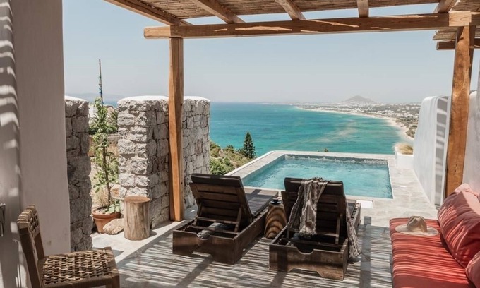 Maragas Villa | Villa Caterina Is Family Friendly, Pet Friendly, Close To The Beach And To Town
