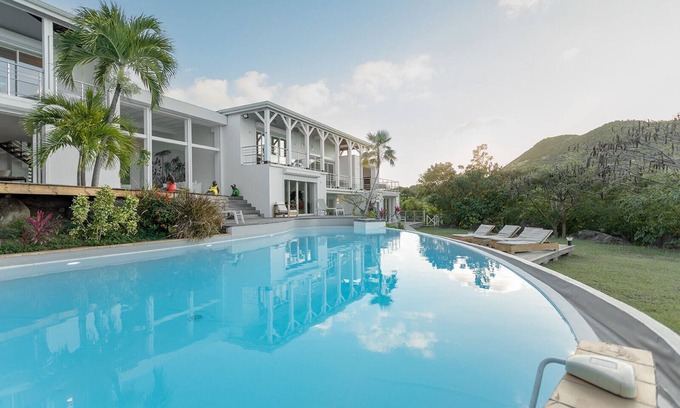 Anse Marcel Villa | Villa Caye Blanche, 7 bdrms, spectacular view!