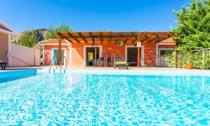 Kateleios Villa | Villa Cherry - Three Bedroom Villa, Sleeps 7