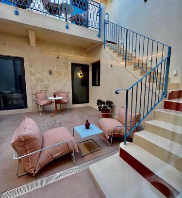 Le Grau-Du-Roi Hotel | Villa Chiesa Maison Hôtelière