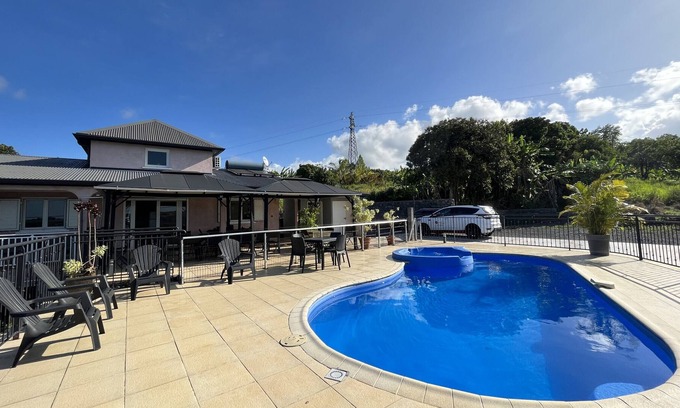 Saint-Benoit Villa | Villa Cratère, pour 25 personnes avec piscine