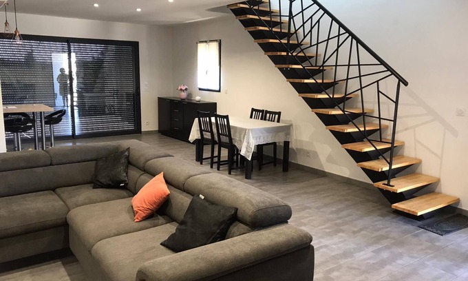 Aimargues Villa | Villa Dans le Sud de la France, Entre Mer et Camargue