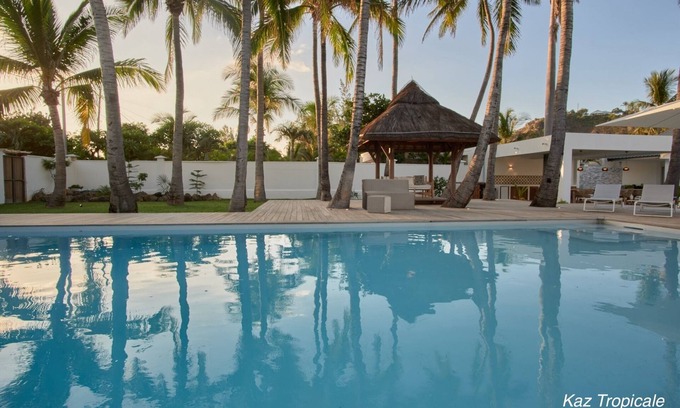 Grand Fond Villa | Villa de Luxe, Piscine, 4 Suites, 20 m de la Plage