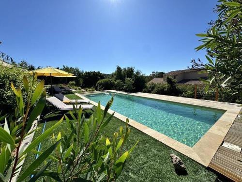 La Croix-Valmer Villa | Villa de Luxe Rénovée avec Piscine, 4 Chambres, à 5 Minutes de la Plage - FR-1-726-25