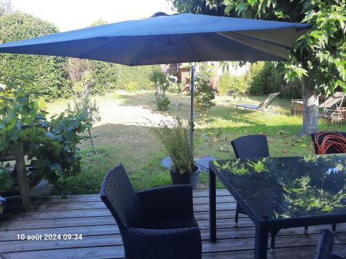 Seignosse Villa | VILLA DE PLAIN PIED ET STUDIO CLIMATISES, AU CALME, 6 PERSONNES MAXIMUM A 7mn DU GOLF ET DE LA PLAGE