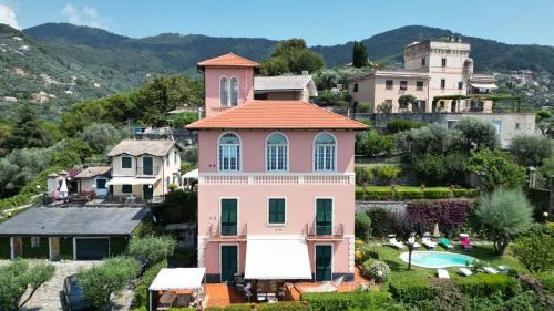 Recco Villa | "Villa degli Ulivi" 19th century Villa with private pool and sea view