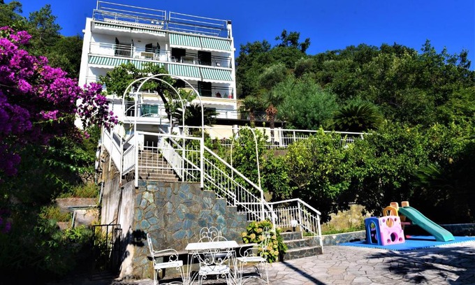 Noli Apartment | Villa Delle Rose
