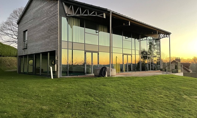 Plomb Villa | Villa des Rochettes, Mont Saint Michel Bay