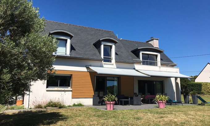 Penmarch Villa | Villa du Ster, superb contemporary villa, Ster beach within walking distance