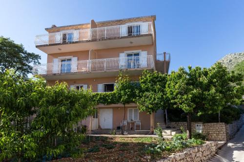 Plat House | Villa Dubravka