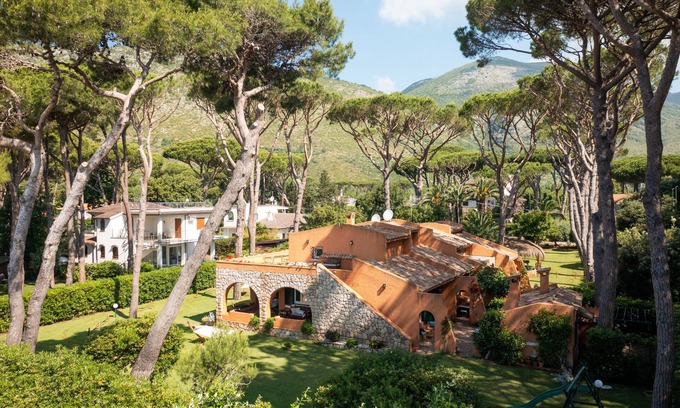 Latina Lido Villa | Villa Duna by the sea with exclusive direct access to the 50m beach