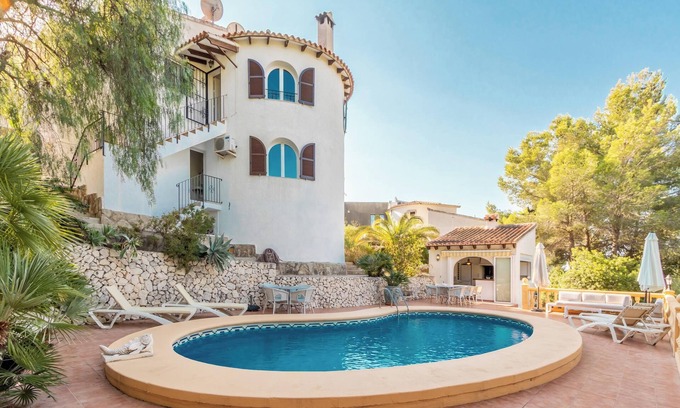 Benissa Coast Villa | Villa "El Refugio" with Sea and Mountain Views, Private Pool, A/C & WiFi