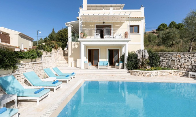 Kassiopi Villa | Villa Eleni in Kassiopi- Corfu with XL private pool , 4 bedrooms, 5 bathrooms